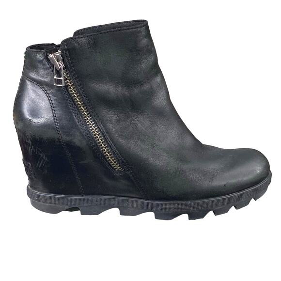 Sorel Women's Joan Of Arctic III Black Leather Hidden Wedge Boot Size US 9.5 - Picture 1 of 12